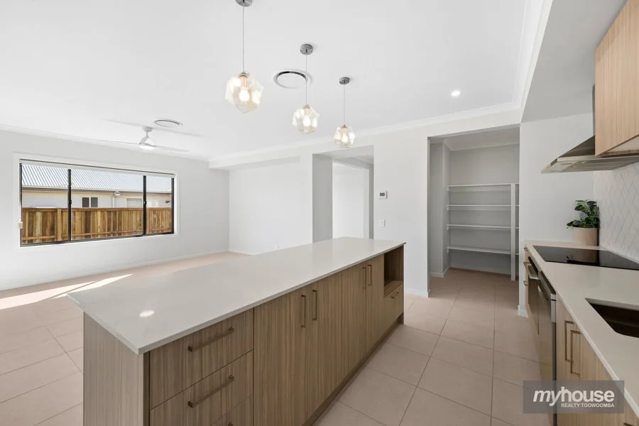 Additional image 5 of 17 Saint Andrews Crescent, Highfields QLD 4352