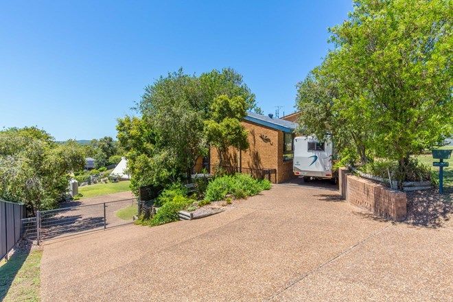 Picture of 32 HASTINGS ROAD, BALMORAL NSW 2283