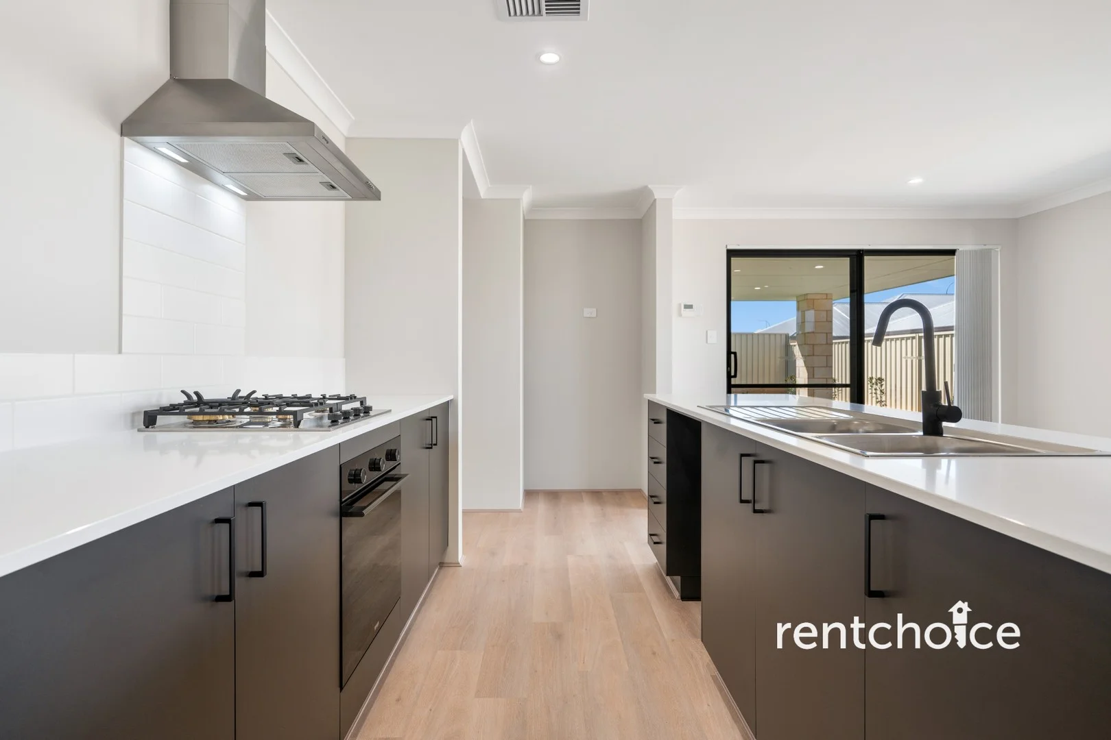 6 Paluma Road., Dawesville WA 6211