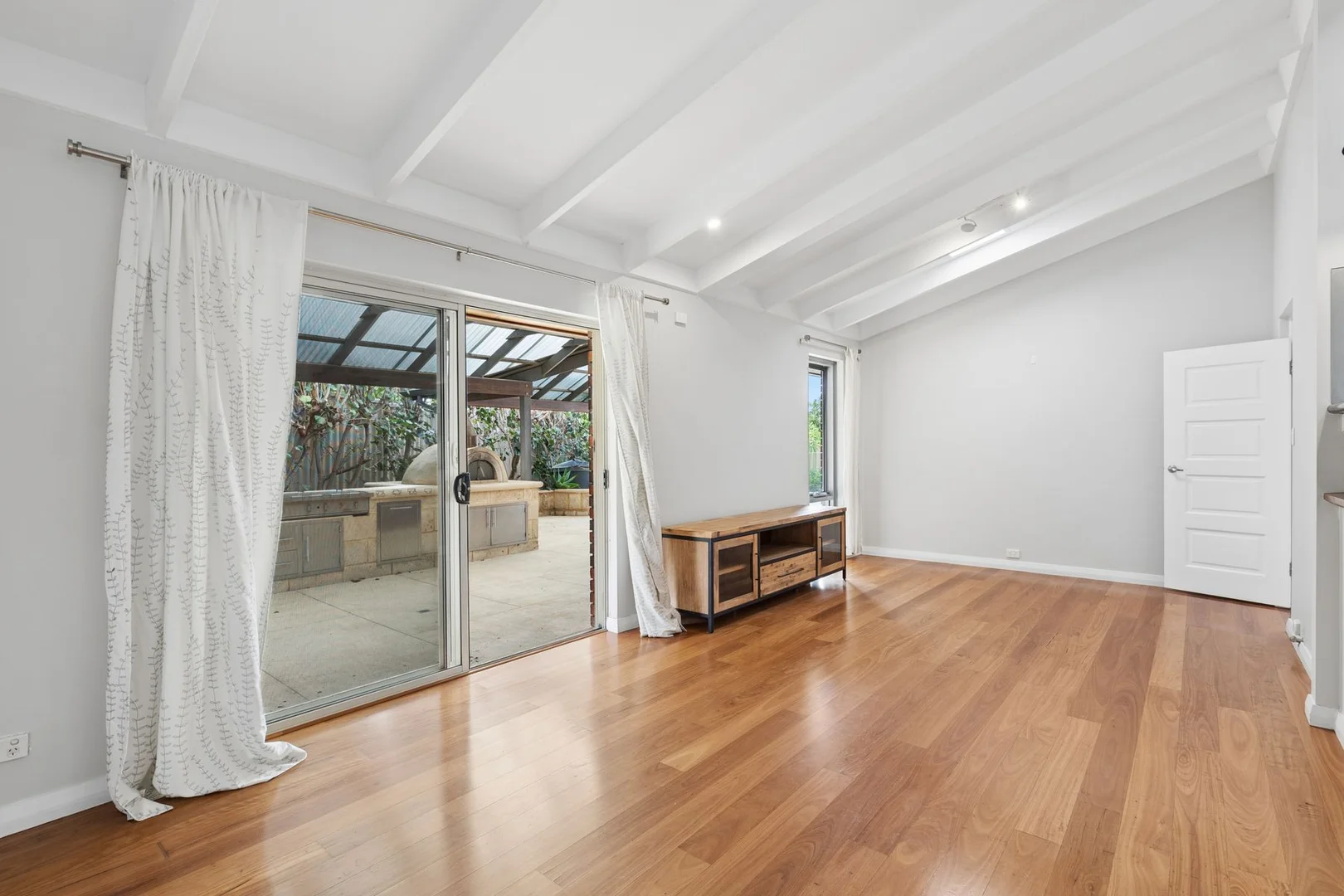 Additional image 14 of 5 Smart Court, Dianella WA 6059