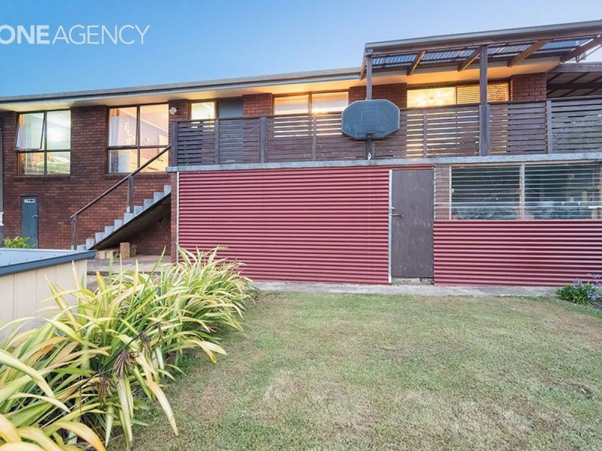 32 Ramsden Street, Somerset TAS 7322, Image 2