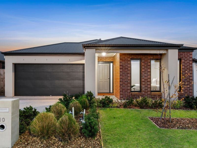 4 bedrooms House in 10 Jindabyne Street ARMSTRONG CREEK VIC, 3217