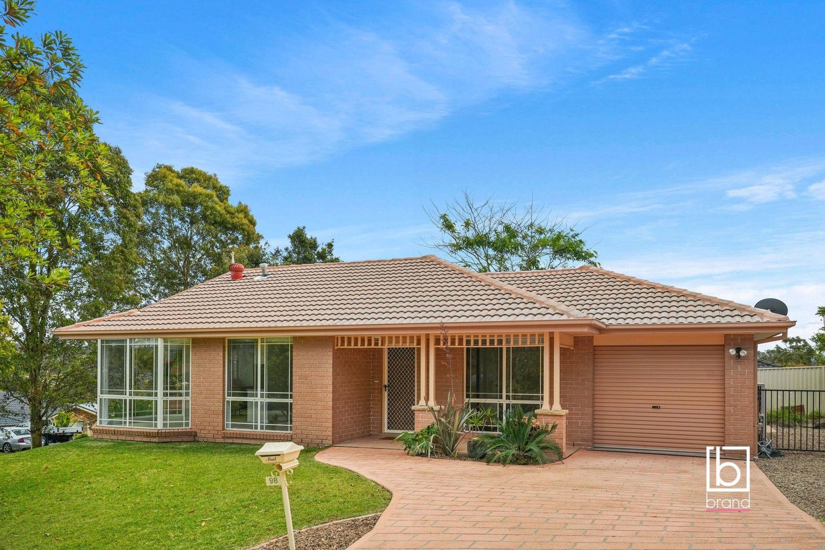3 bedrooms House in 98 Brittania Drive WATANOBBI NSW, 2259
