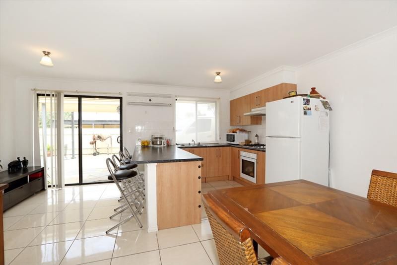 2/35 Baden Terrace, O'sullivan Beach SA 5166, Image 2