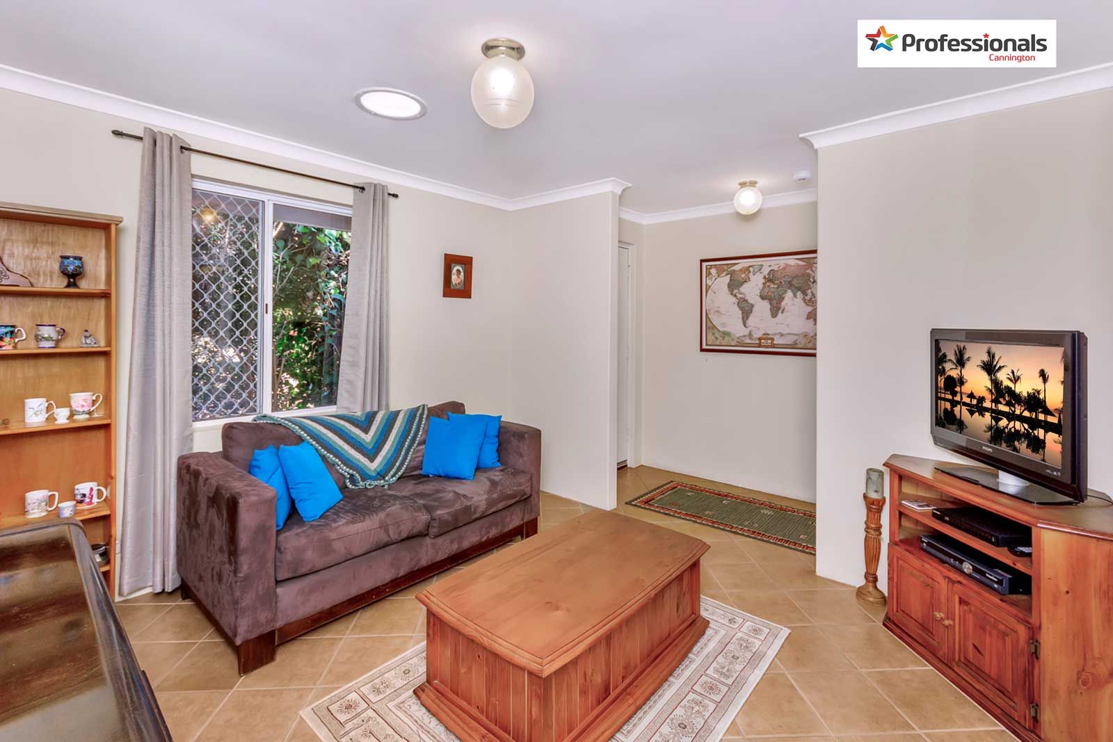 2/57 Berwick Street, Victoria Park WA 6100, Image 2