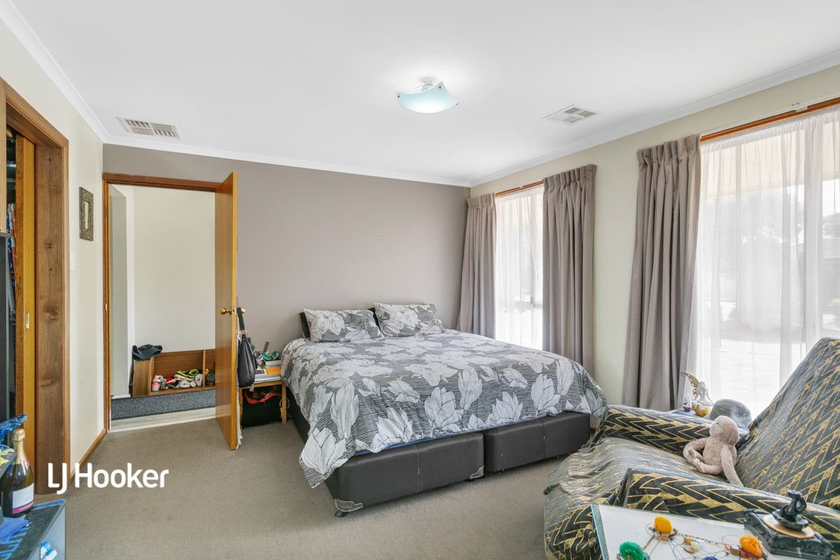 14 Amberdale Road, Blakeview SA 5114, Image 2