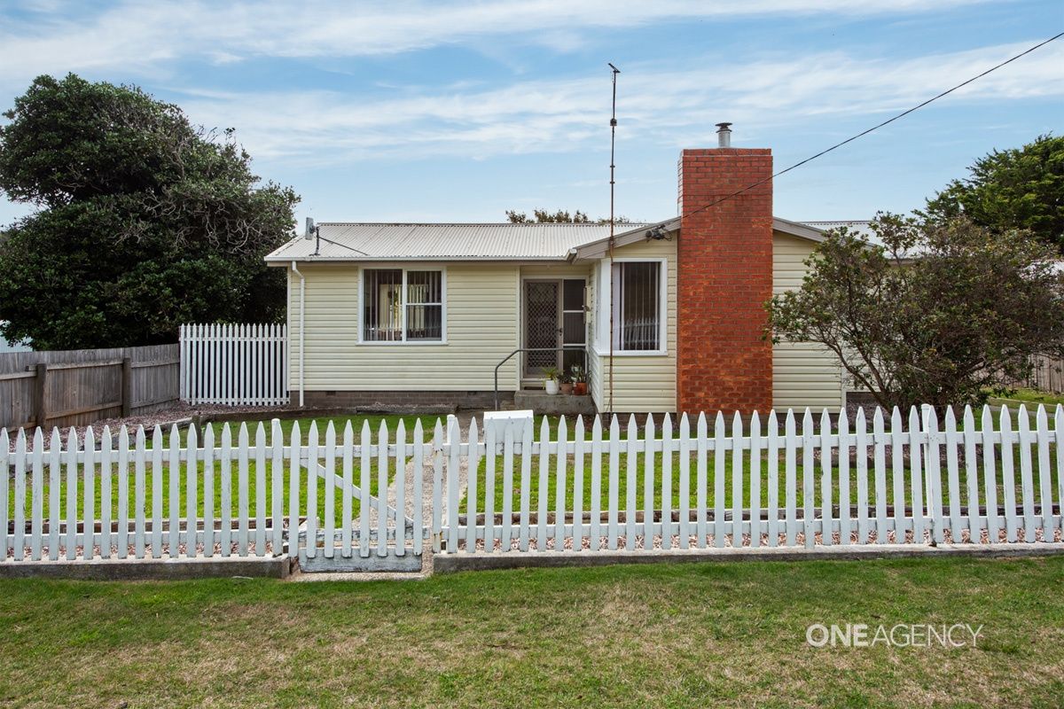 15 Rougemont Street, Stanley TAS 7331, Image 0