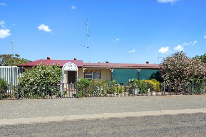 Picture of 4 Eleventh Street, SNOWTOWN SA 5520