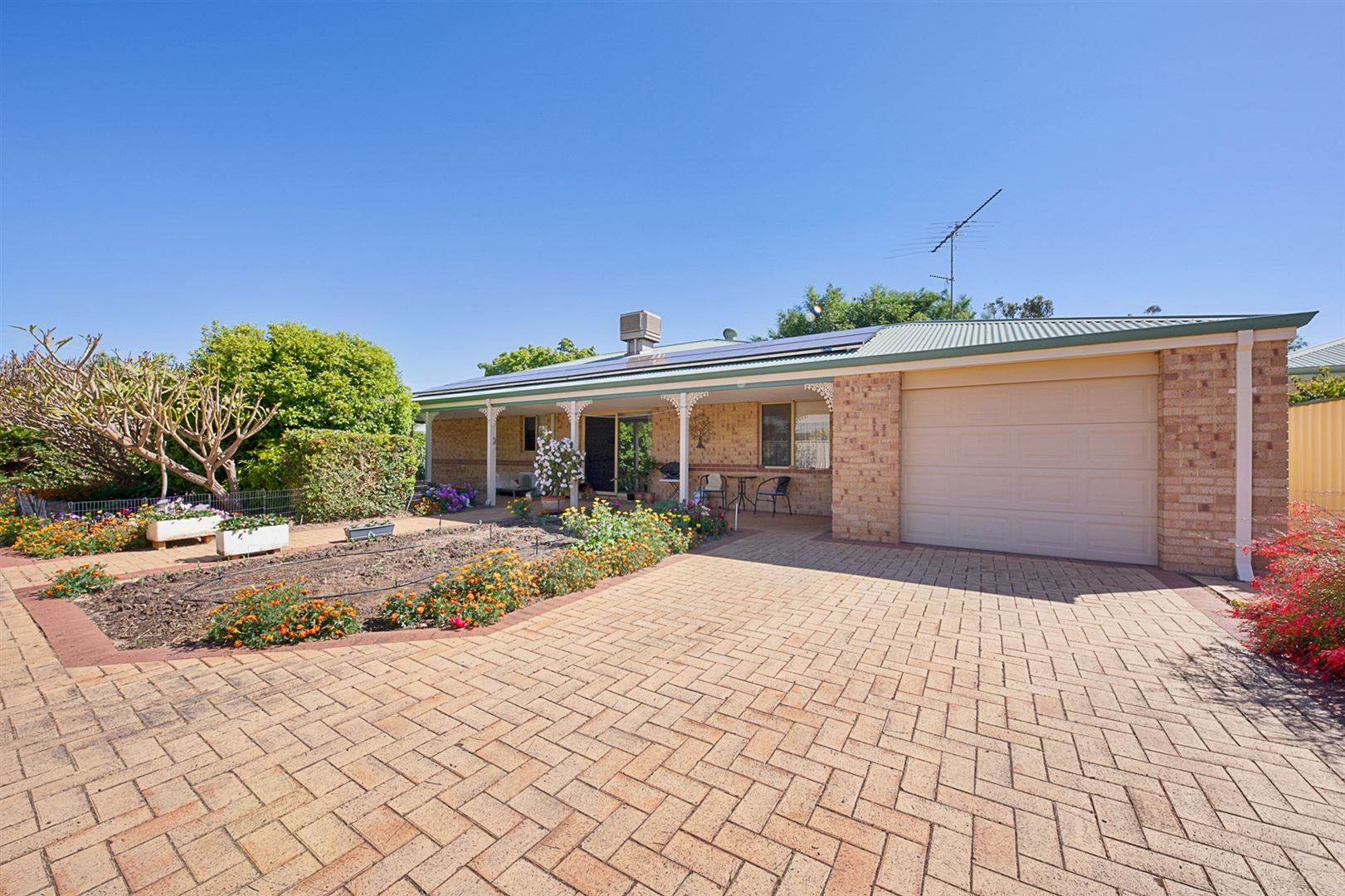 2/9 Murray Street, Pinjarra WA 6208, Image 2