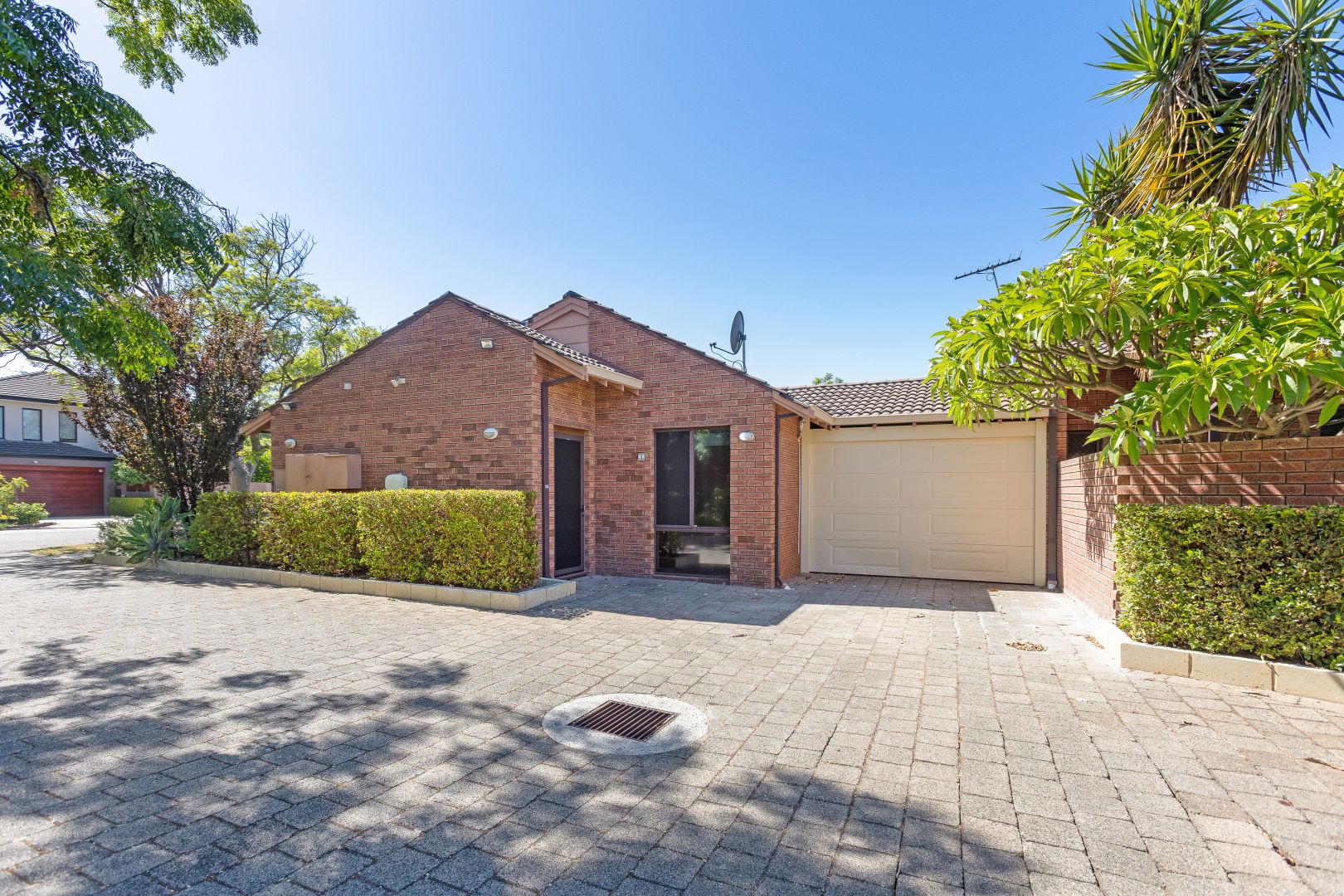 1/832 Canning Highway, Applecross WA 6153, Image 1