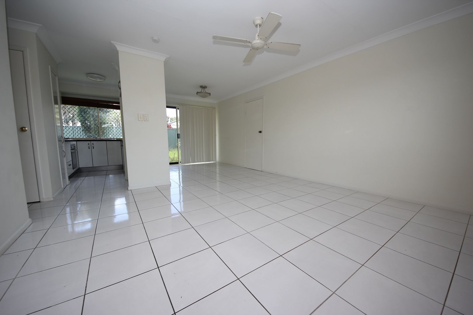 1/23 Crystal Reef Drive, Coombabah QLD 4216, Image 2