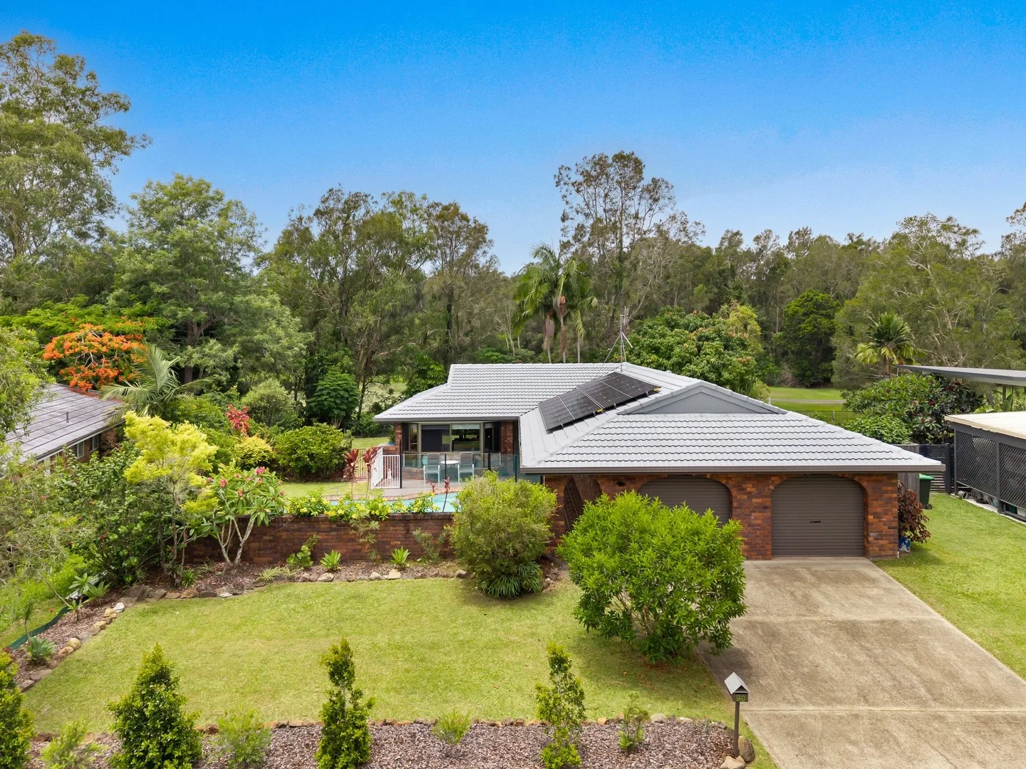 90 Balemo Drive, Ocean Shores NSW 2483
