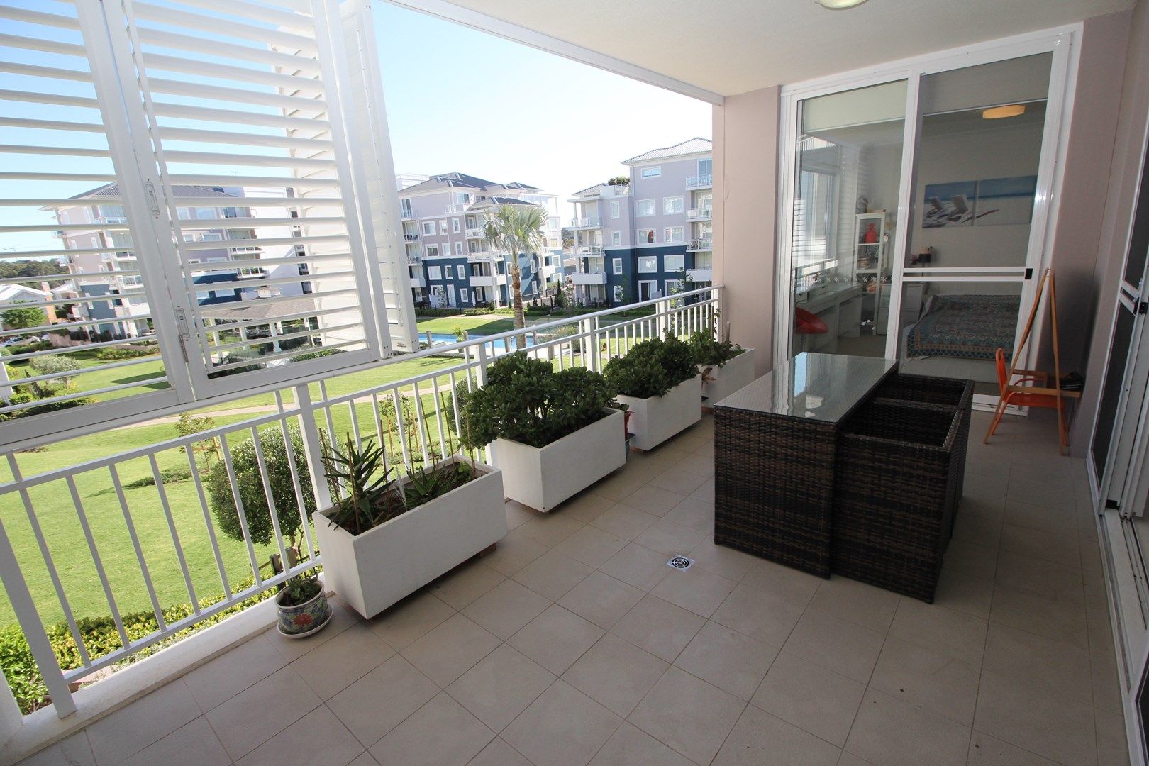 208/3 Palm Avenue, Breakfast Point NSW 2137, Image 2