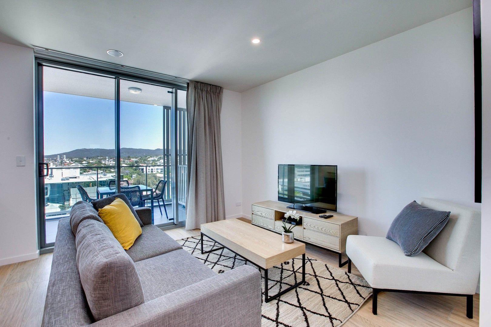 1 bedrooms Apartment / Unit / Flat in 43/27 Manning Street MILTON QLD, 4064