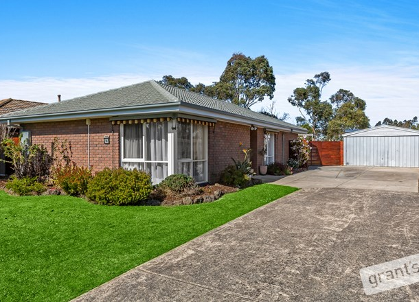 63 Woodlands Crescent, Narre Warren VIC 3805