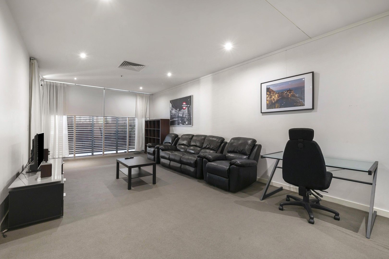 2 bedrooms Apartment / Unit / Flat in 8/4-8 Charles Street ADELAIDE SA, 5000