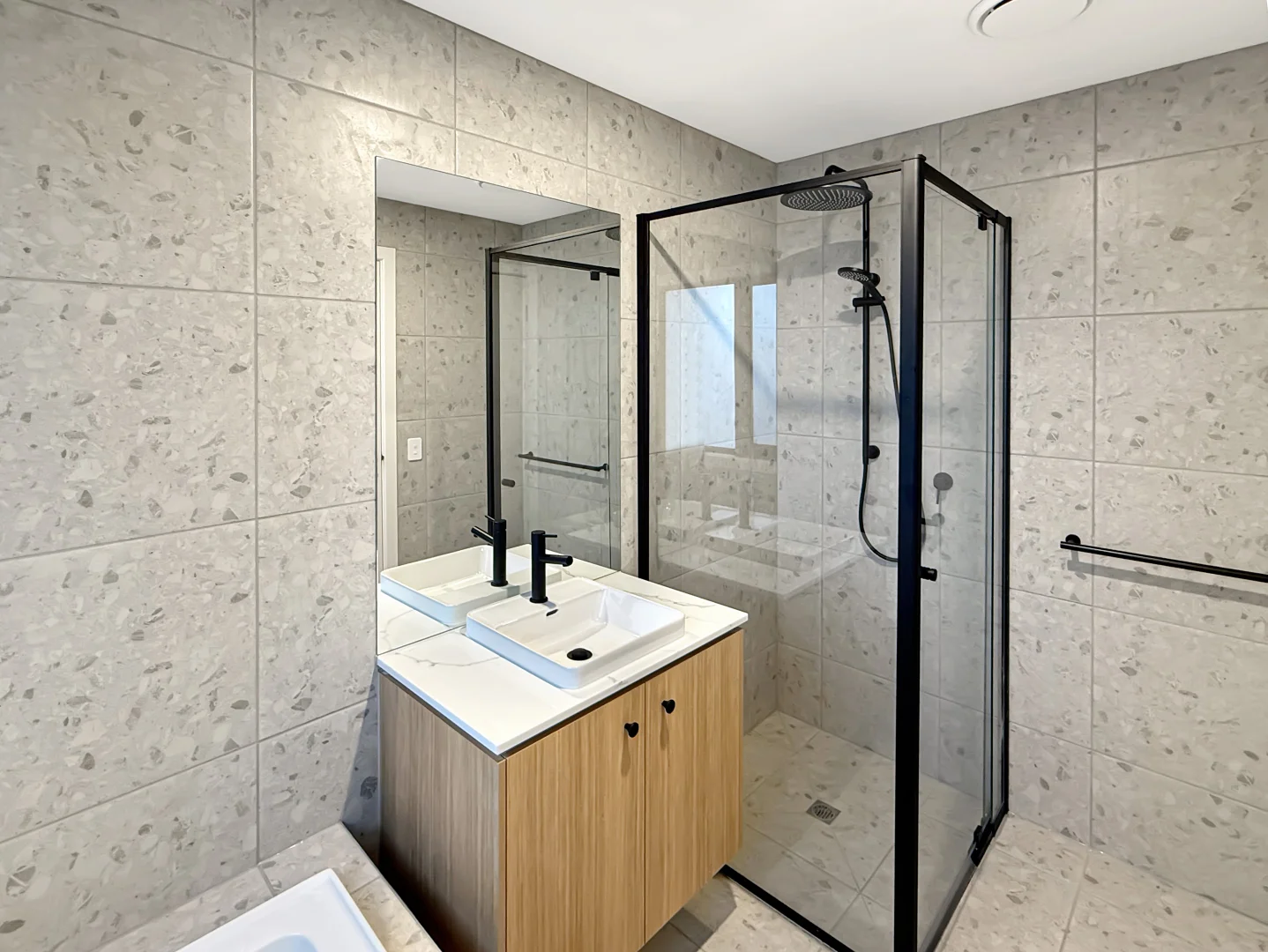 Additional image 8 of 37 Camelon Avenue, Thornhill Park VIC 3335