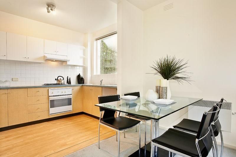1 bedrooms Apartment / Unit / Flat in 4/13 Manton Street RICHMOND VIC, 3121