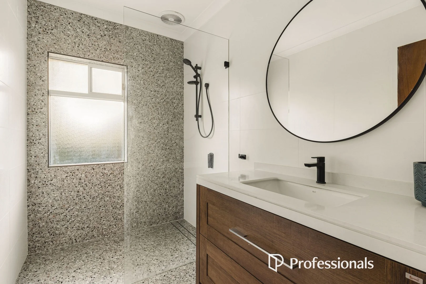 Additional image 22 of 55 Snowball Road, Kalamunda WA 6076