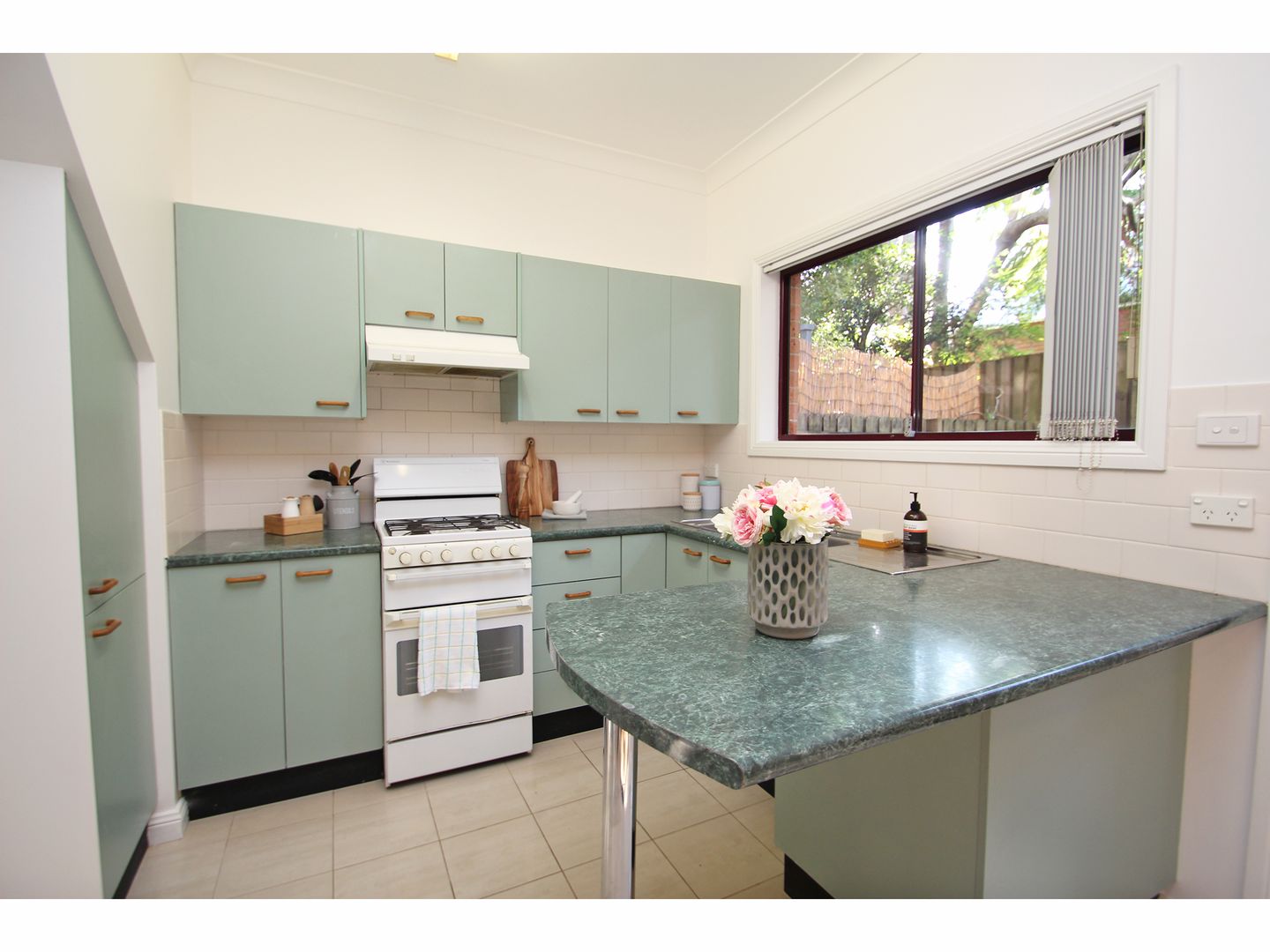 7/30 Bruce Street, Cooks Hill NSW 2300, Image 2