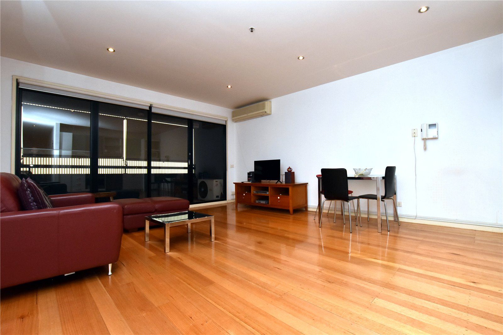 1 bedrooms Apartment / Unit / Flat in 3/164 Albert Road SOUTH MELBOURNE VIC, 3205