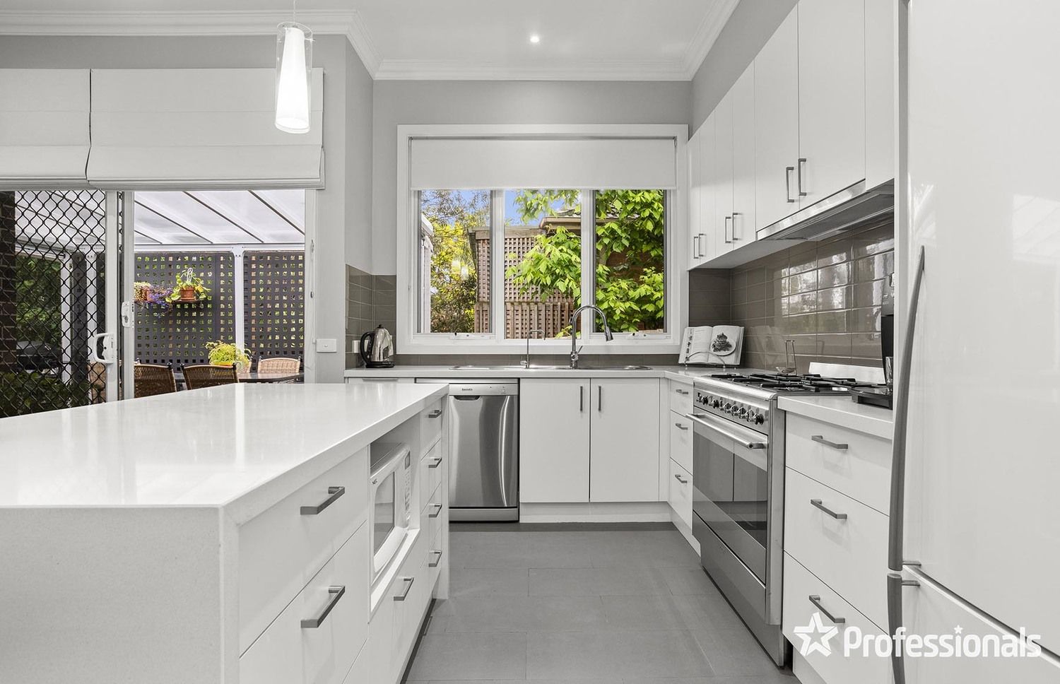 22a Russell Avenue, Mooroolbark VIC 3138, Image 1