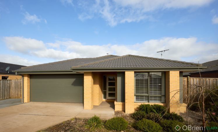4 bedrooms House in 75 Woodlawn Boulevard YARRAGON VIC, 3823