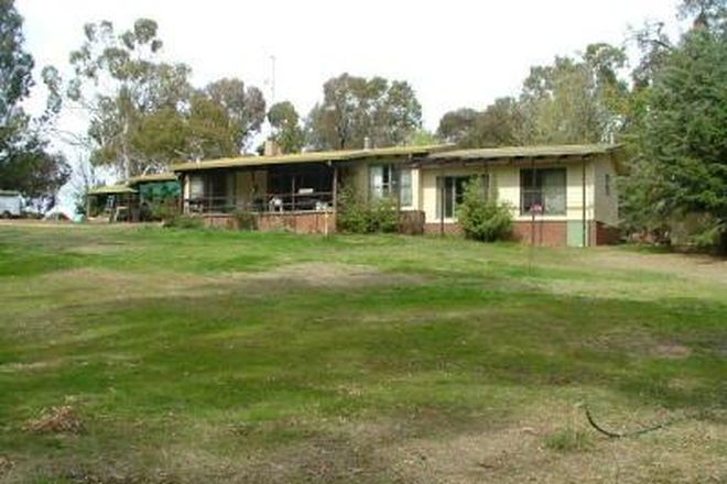 Picture of 1 Moama Street, MATHOURA NSW 2710