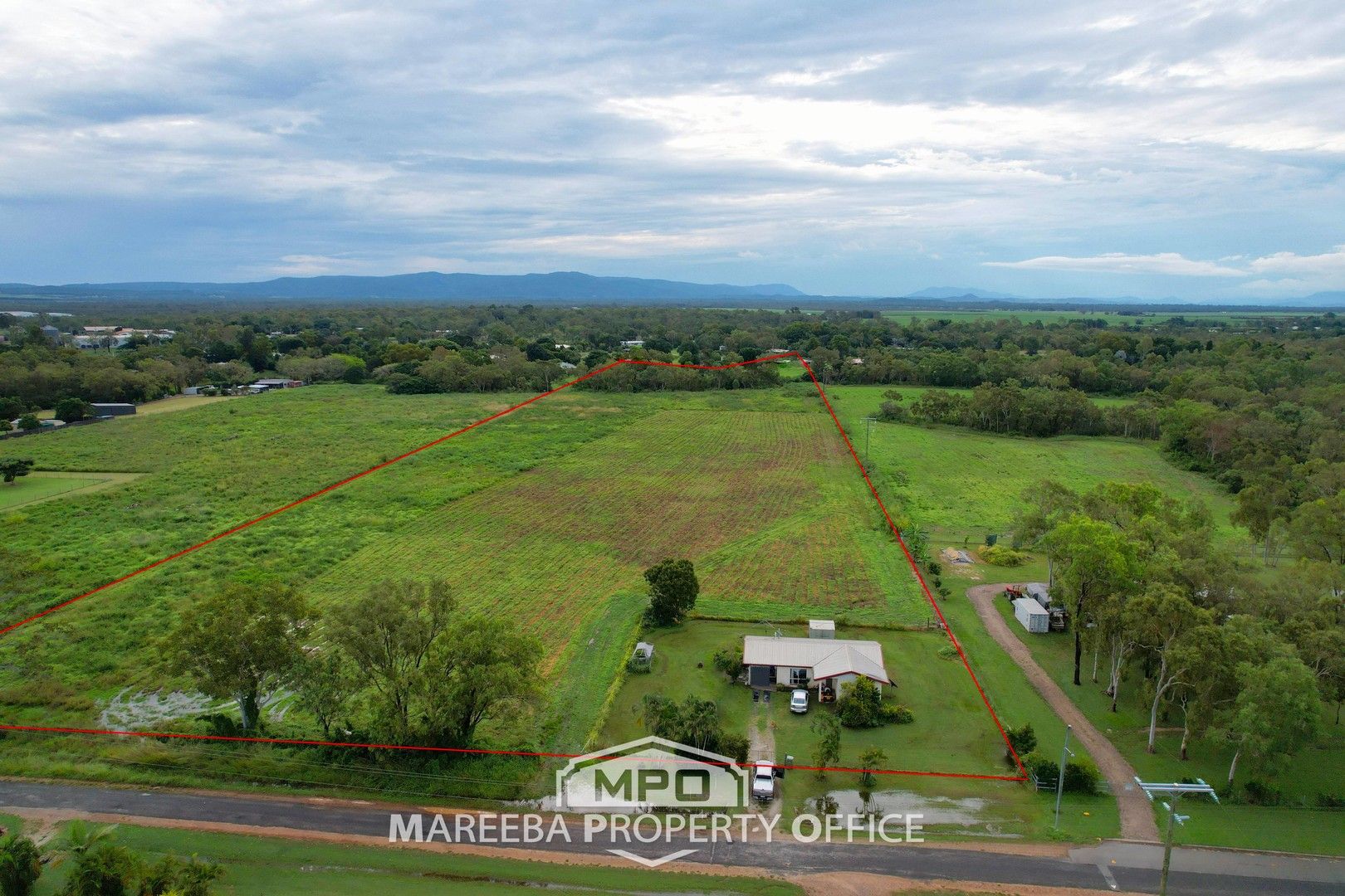 3 bedrooms Rural in 91 Blacks Road MAREEBA QLD, 4880