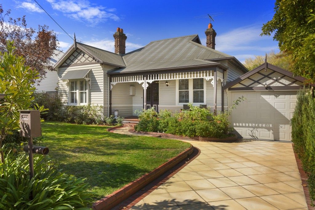 12 Blackburn Street, Surrey Hills Property History & Address Research