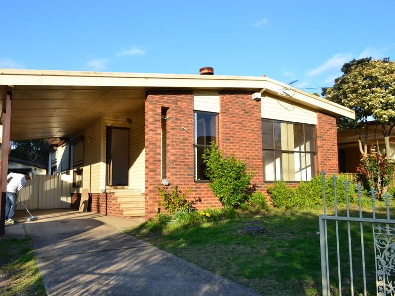 20 Brudenell Avenue, Leumeah NSW 2560