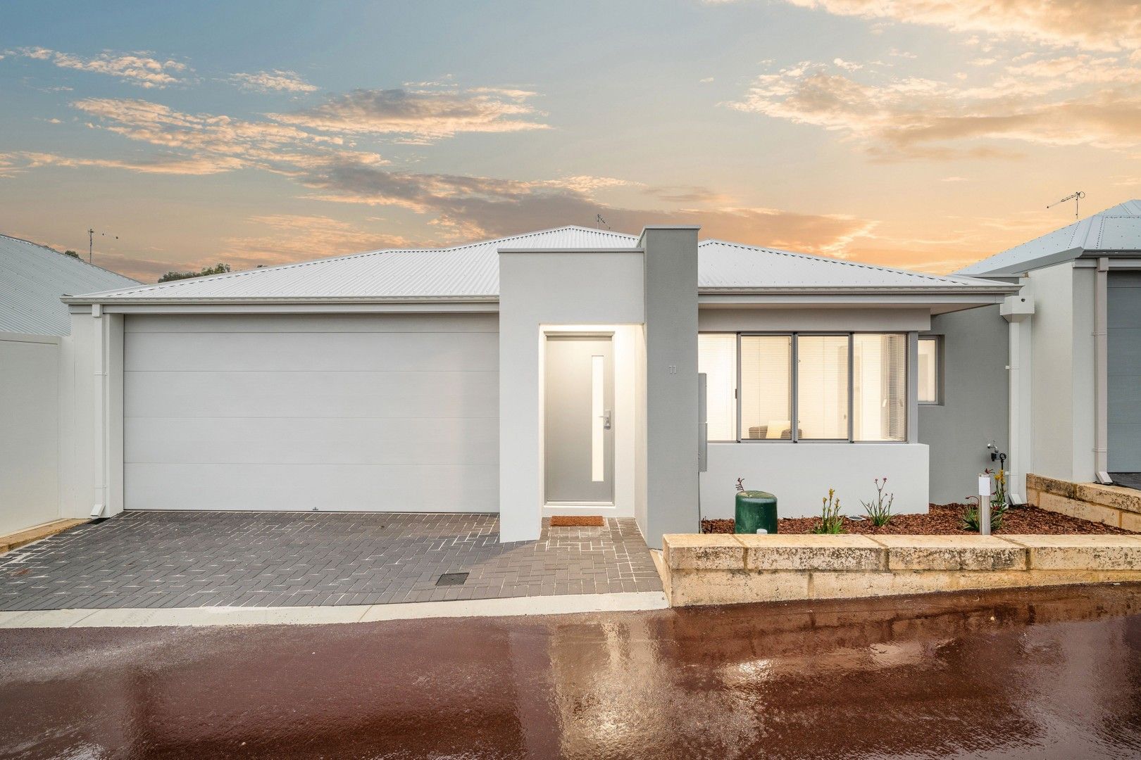 3 bedrooms House in 11/107 Owtram Road ARMADALE WA, 6112