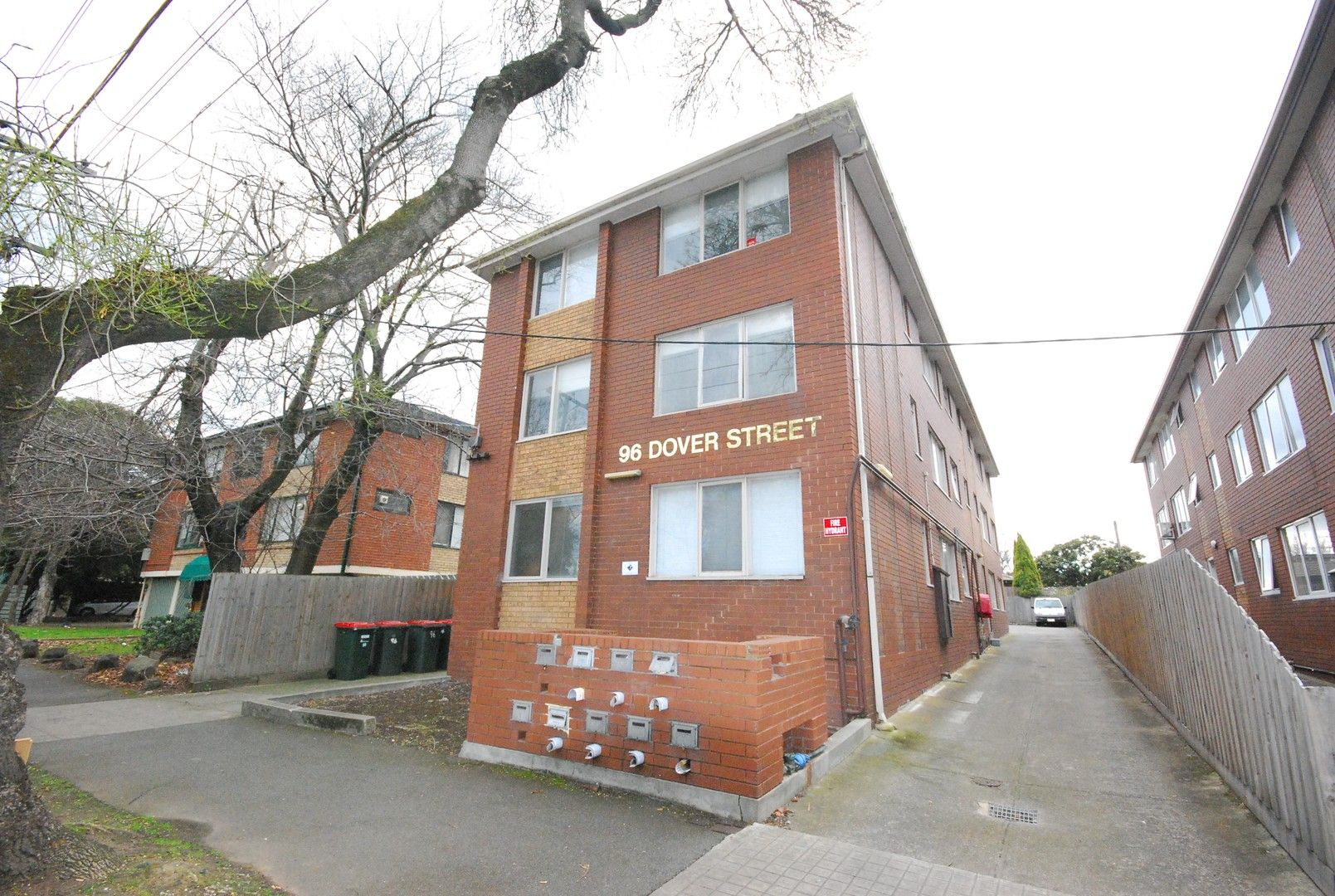 2 bedrooms Apartment / Unit / Flat in 9/96 Dover Street FLEMINGTON VIC, 3031