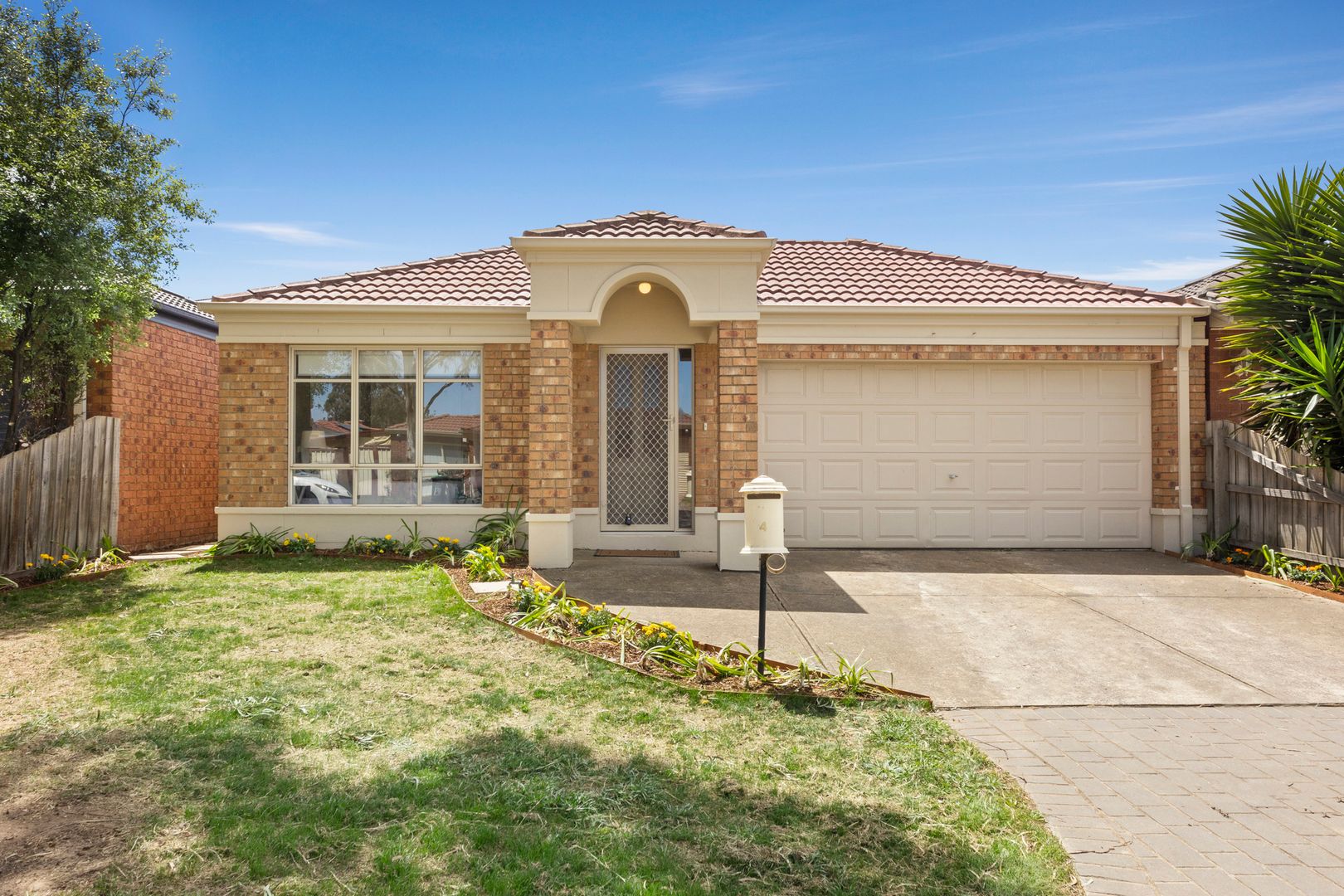 4 Chubut Way, Roxburgh Park Property History & Address Research Domain