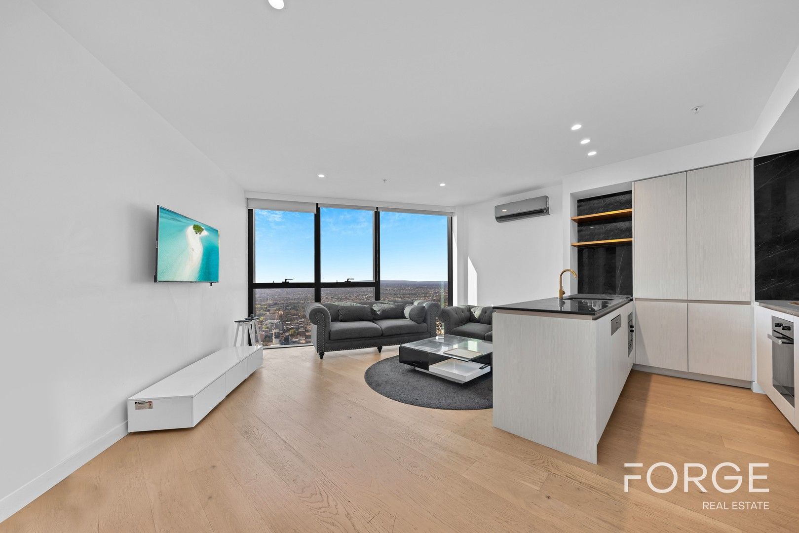 2 bedrooms Apartment / Unit / Flat in 7205/228 La Trobe Street MELBOURNE VIC, 3000