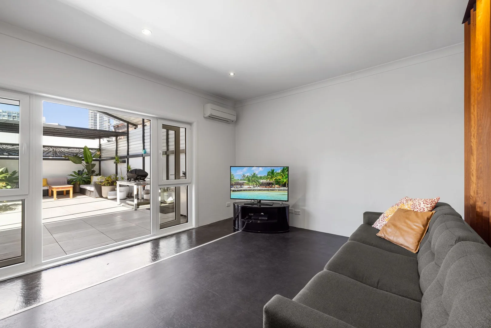 Additional image 12 of 2/130 Bourke St, Woolloomooloo NSW 2011