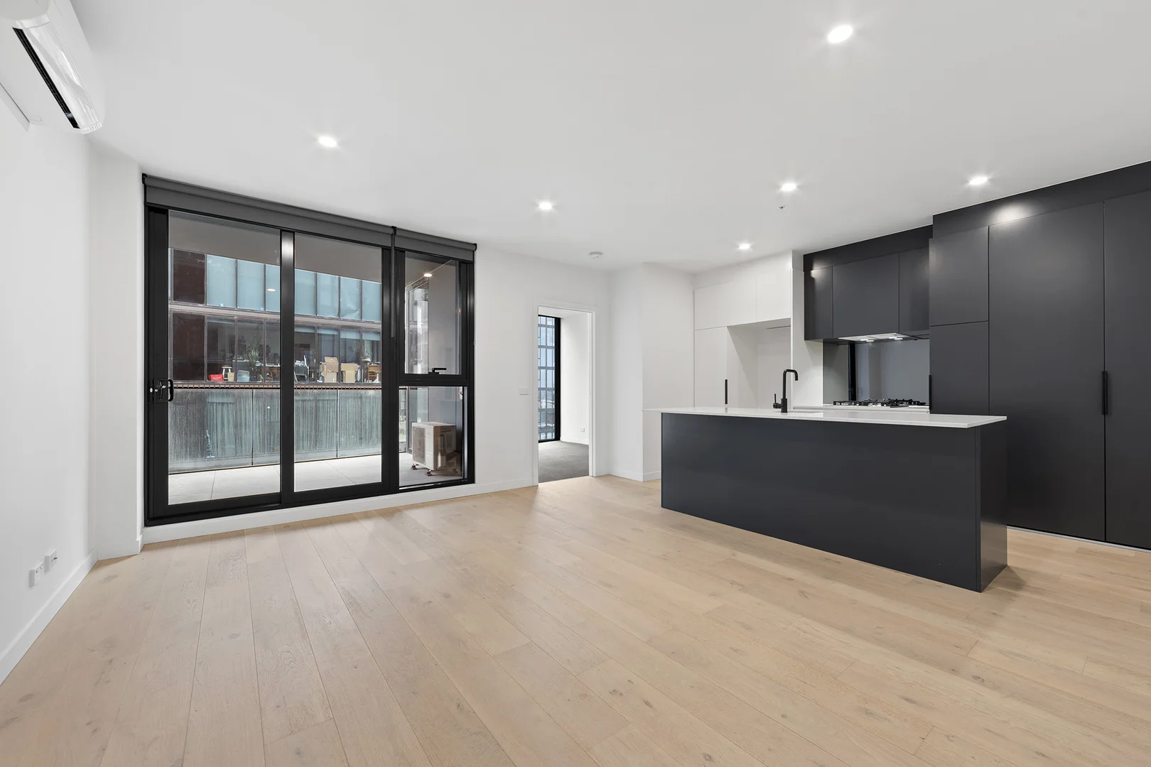 Additional image 2 of 1105/4 Joseph Road, Footscray VIC 3011