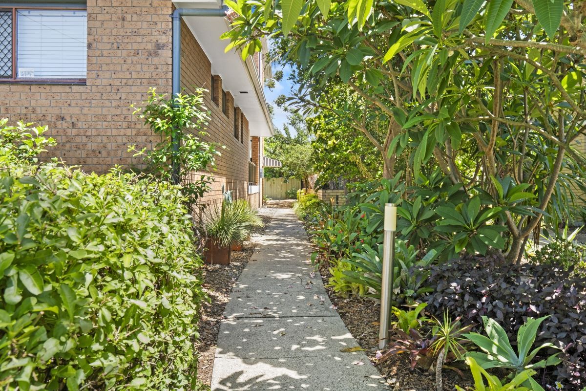 3/4 Rosewood Avenue, Broadbeach QLD 4218, Image 1