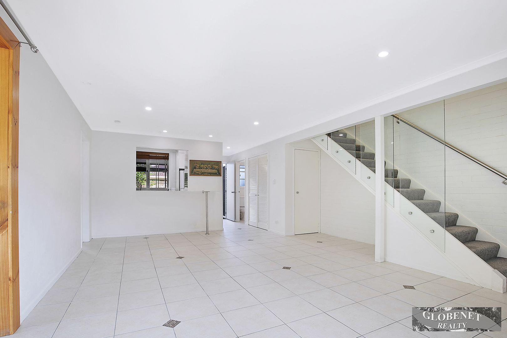 Unit 2/11 Pine Tree Close, Fitzgibbon QLD 4018, Image 2