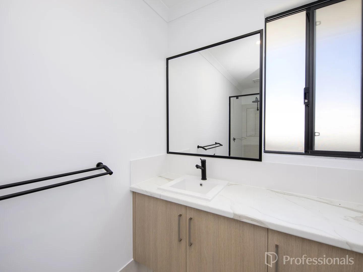 Additional image 5 of 37 Geordie Loop, Eglinton WA 6034