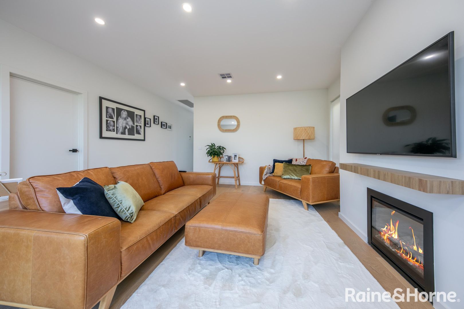 4/56 Aitken Street, Gisborne VIC 3437, Image 1