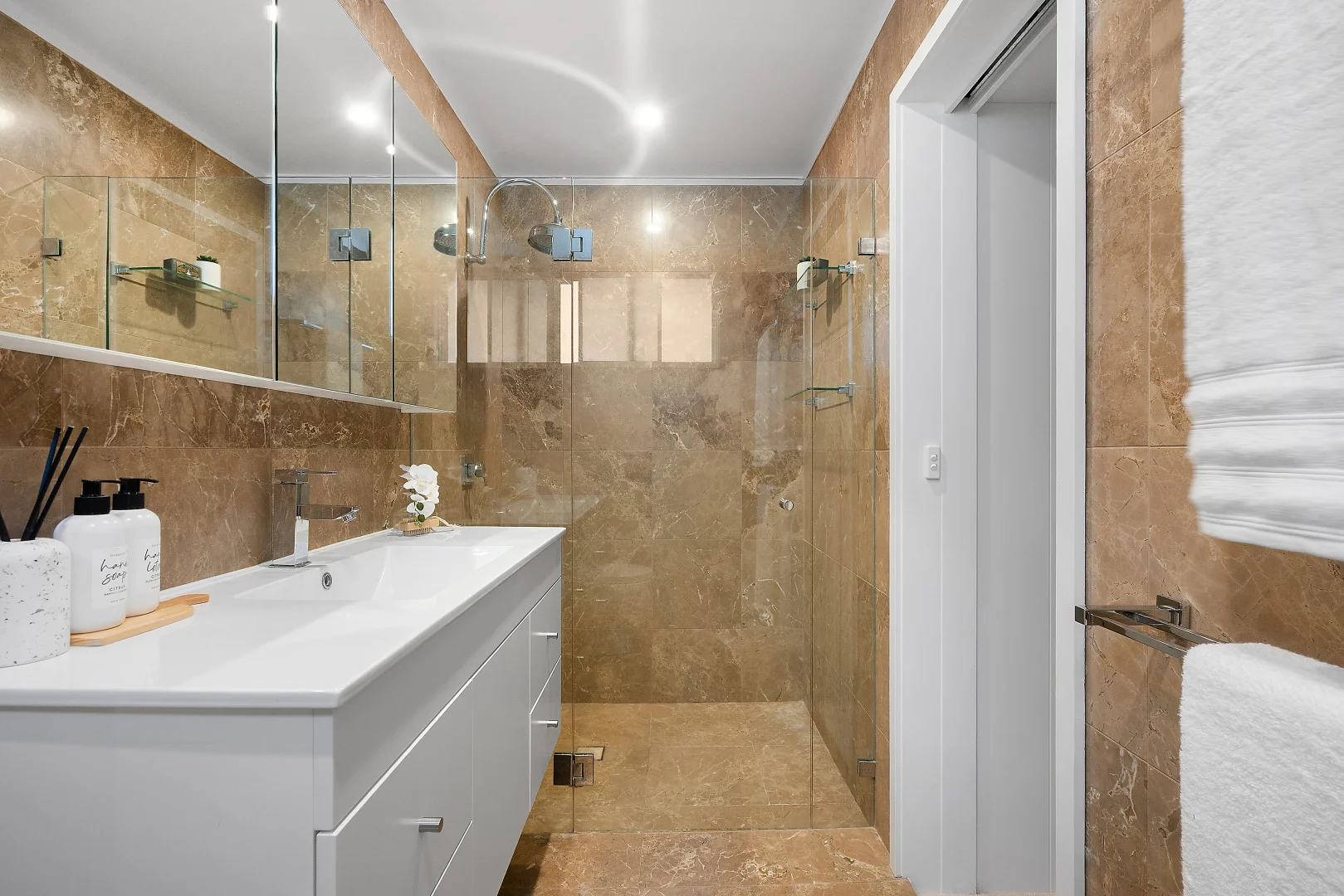 Additional image 13 of 48 Neerim Road, Castle Cove NSW 2069