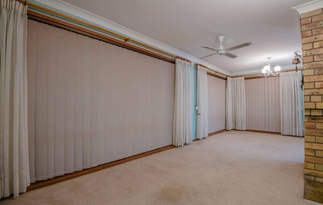 7 Parklea Avenue, Croudace Bay NSW 2280, Image 1