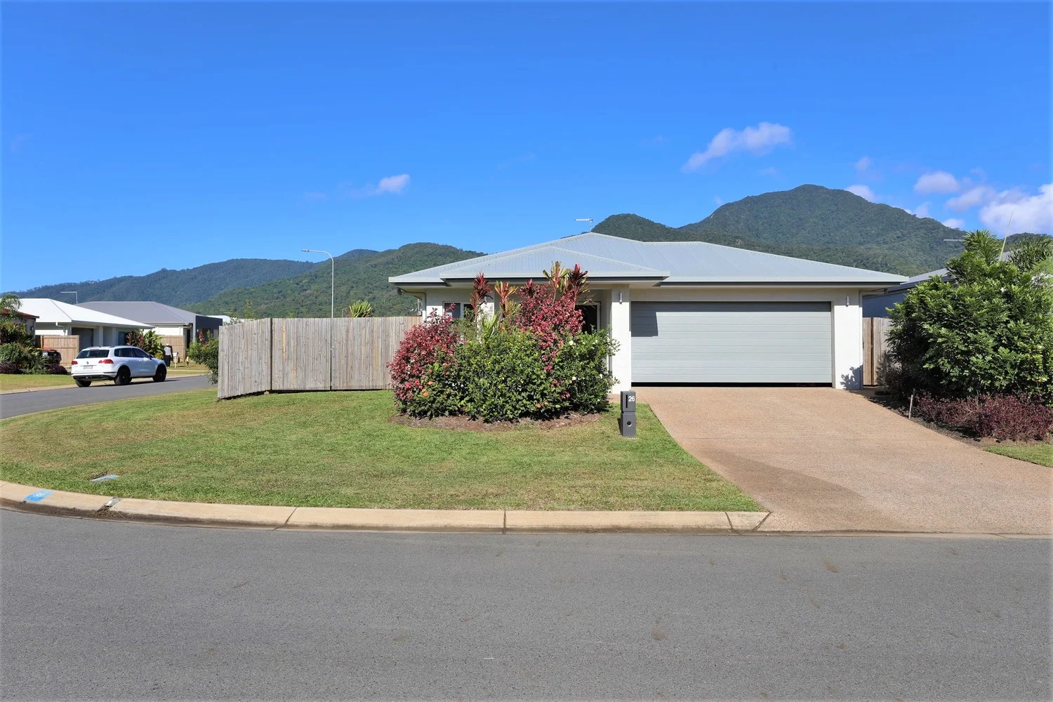 26 Porcupine Way, Mount Peter QLD 4869