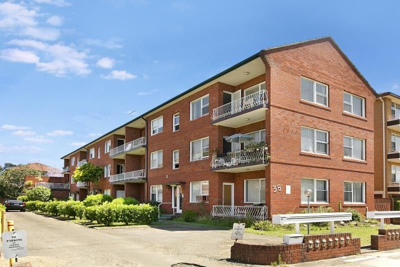 2 bedrooms Apartment / Unit / Flat in 11/35 Banks Street MONTEREY NSW, 2217