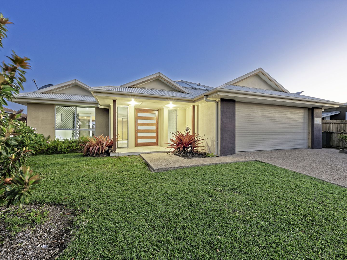 15 Bargara Lakes Drive, Bargara QLD 4670, Image 2