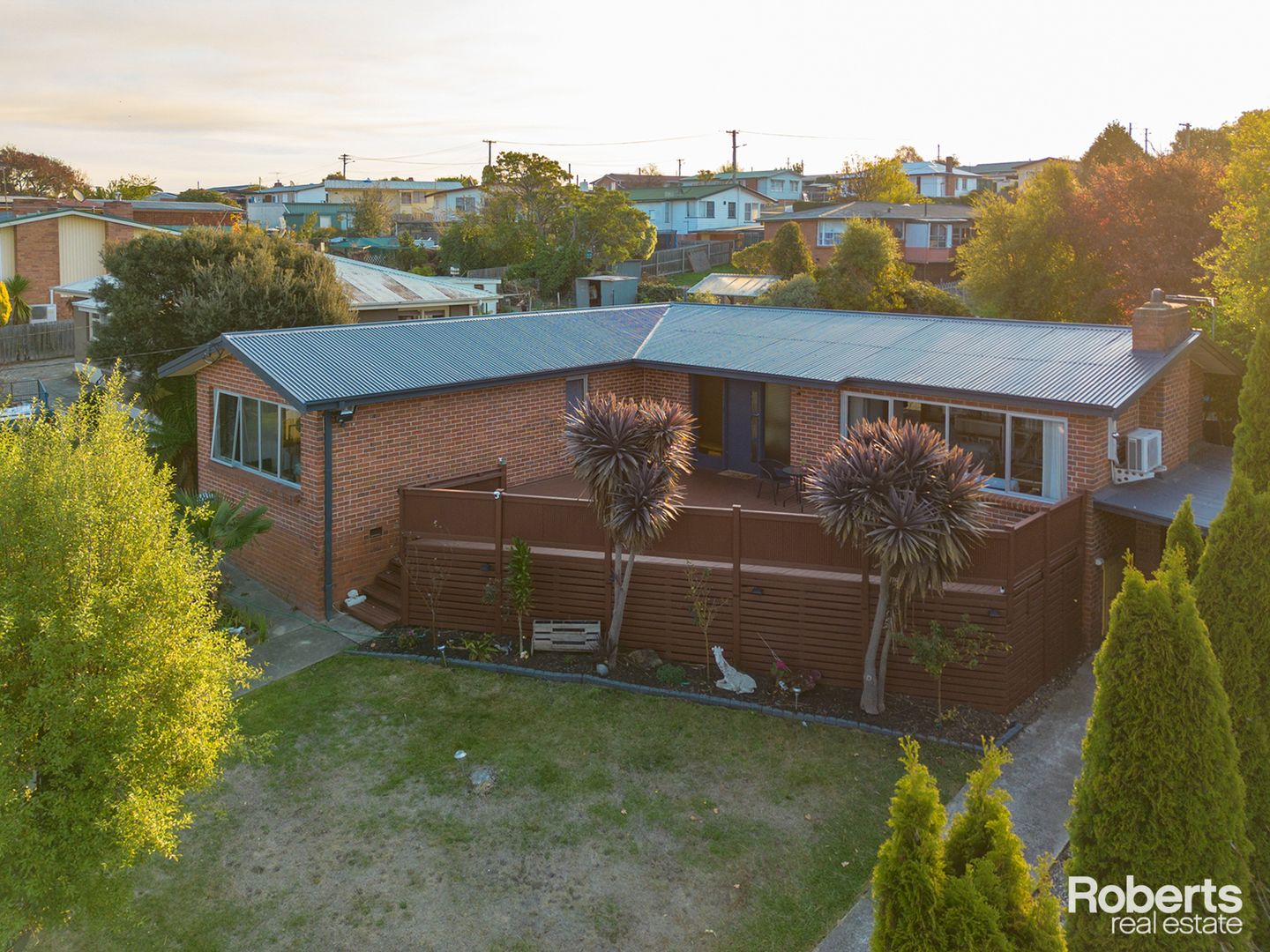 31 Paringa Avenue, Newnham TAS 7248, Image 0