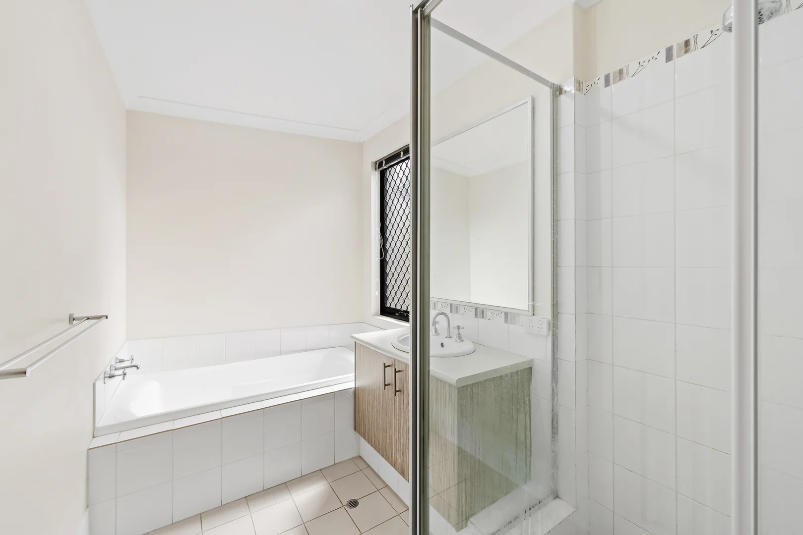 Additional image 19 of 49 Orpington Street, Cloverdale WA 6105