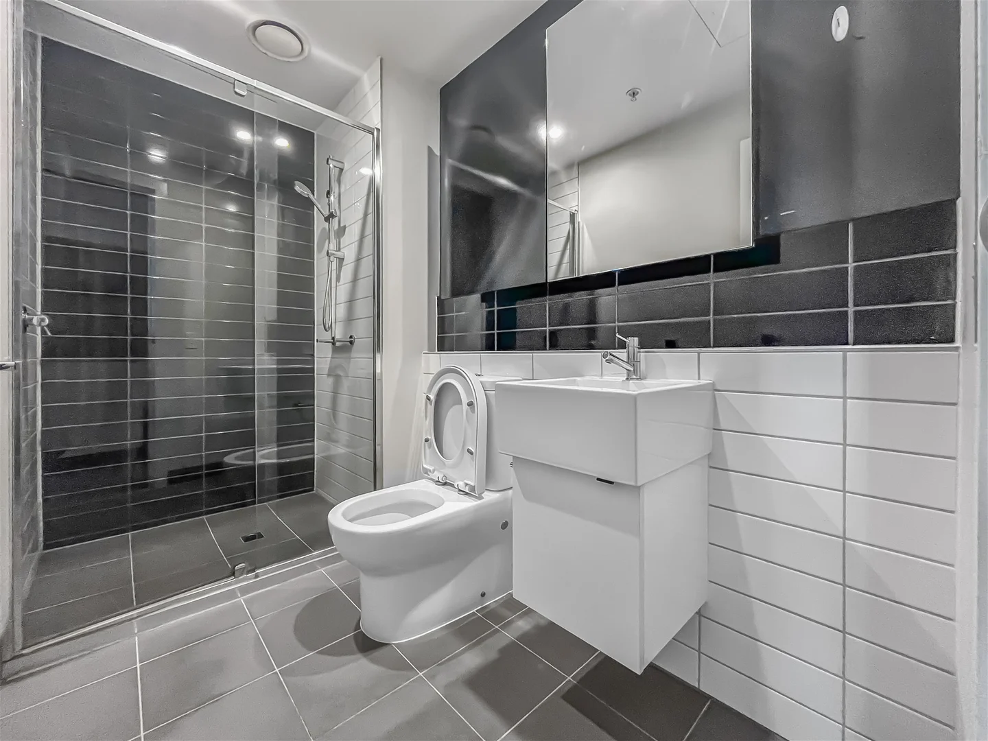 Additional image 6 of 1103/80 A'Beckett Street (410 Elizabeth Street), Melbourne VIC 3000