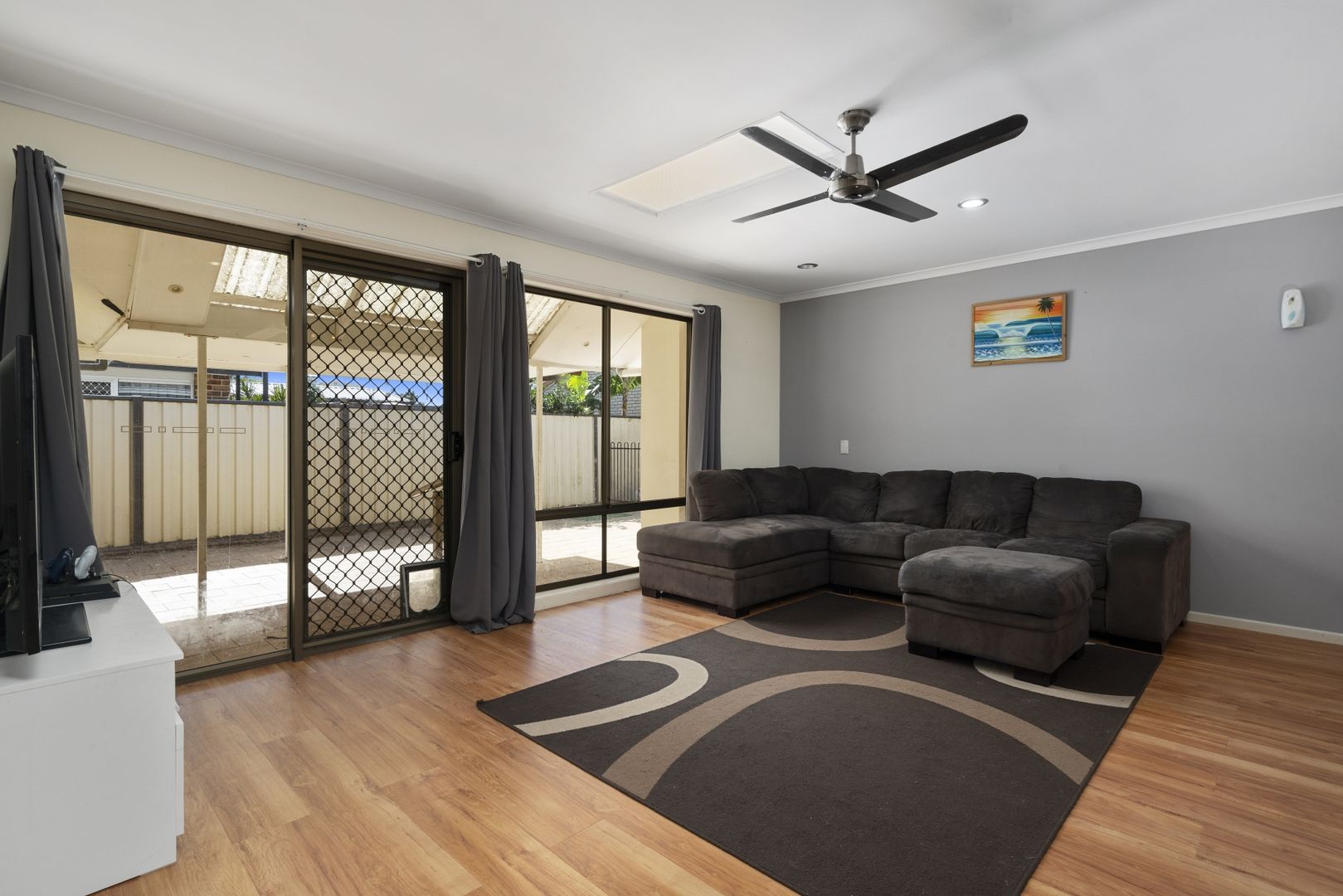 18 Pheasant Avenue, Banksia Beach QLD 4507, Image 2